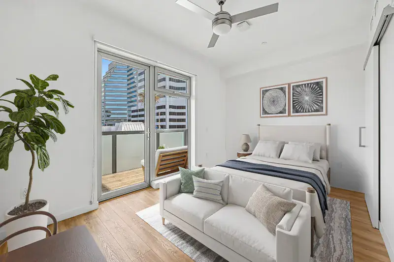 Spacious studio with modern design and plenty of natural light